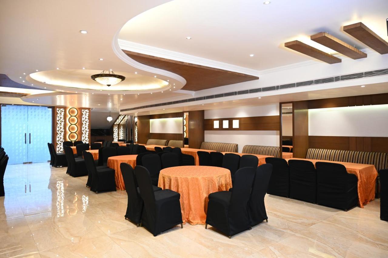 Hotel Lawrence Amritsar Esterno foto