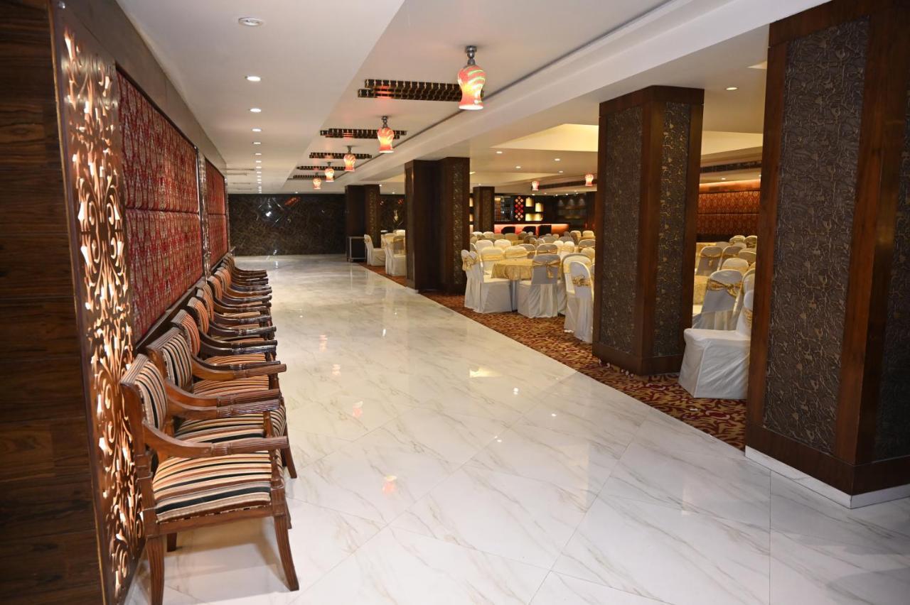 Hotel Lawrence Amritsar Esterno foto