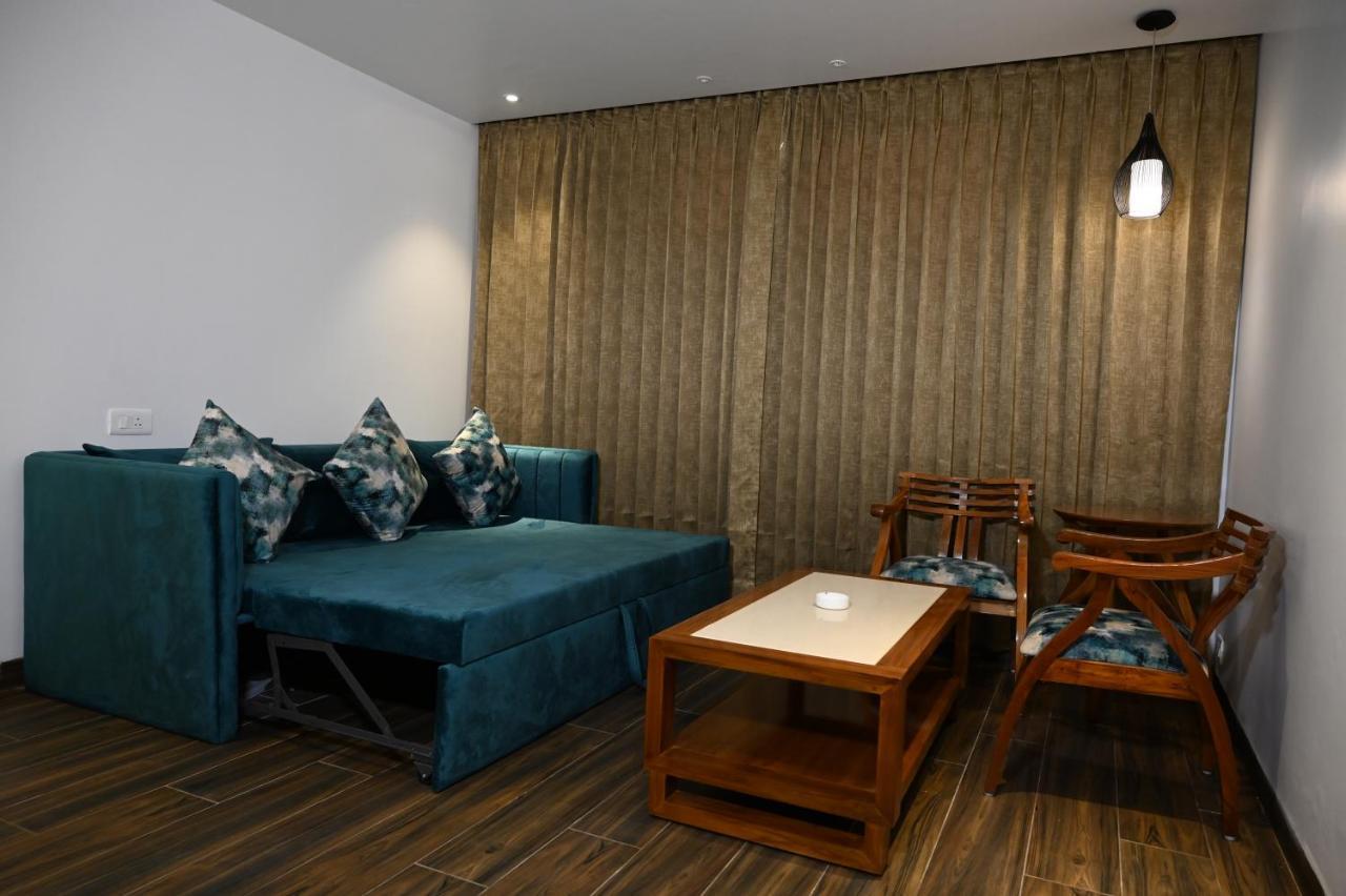 Hotel Lawrence Amritsar Esterno foto