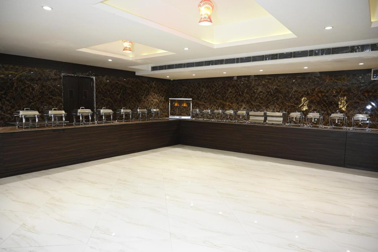 Hotel Lawrence Amritsar Esterno foto